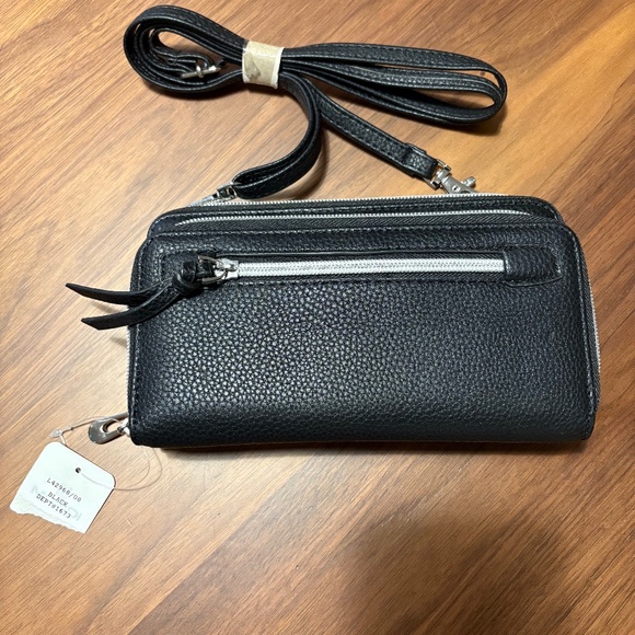 NWT Mundi Westport zipper wallet on a strap - black - Picture 1 of 7